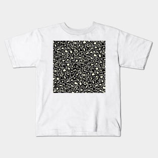 Leopard Pattern in Cream on Steel Gray Kids T-Shirt